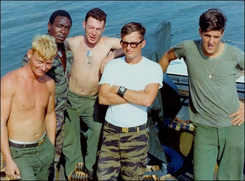 nhin lai su nghiep cua ngoai truong my john kerry hinh 2