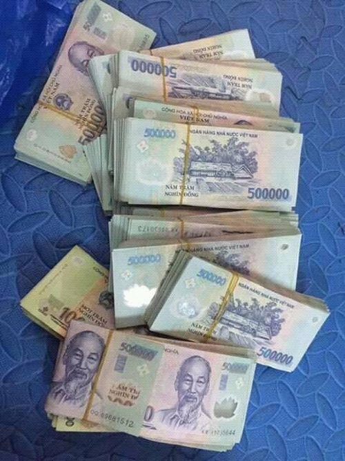 Ung Hoang Phuc buc xuc vi bi gia mao