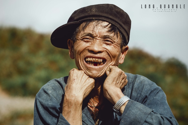 Ảnh ông cụ dân tộc khiến giới trẻ Việt rần rần chia sẻ - Ảnh 3.