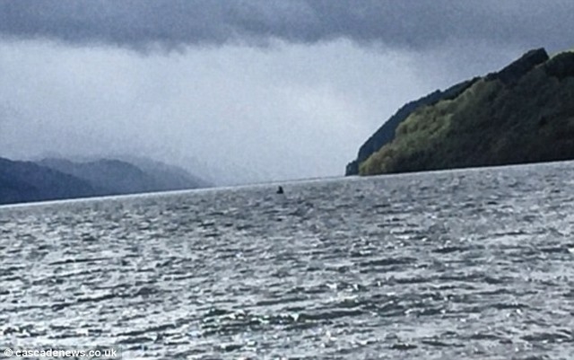 7 anh nam 2016 chung minh quai vat ho loch ness co that hinh anh 3