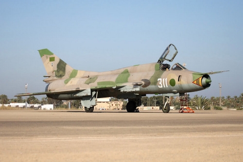 tran-khong-chien-chop-nhoang-giua-tiem-kich-my-va-libya-1