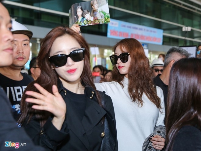 T-ara dien cay den, DIA mac ao dai khi den TP.HCM hinh anh 5