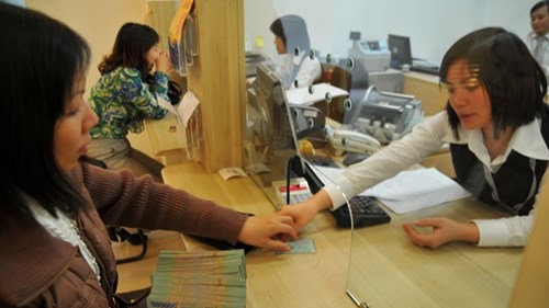 Áp tết, gửi tiền ngân hàng lưu ý gì? ảnh 1