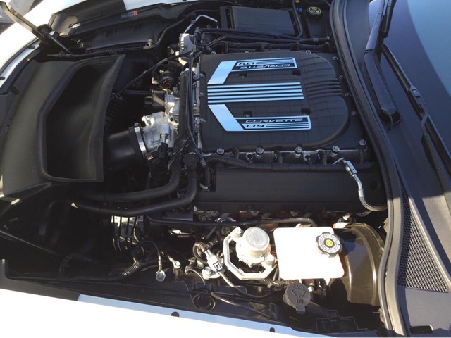 Hai tay chơi Phan Thiết và Nha Trang tậu cặp đôi Chevrolet Corvette C7 ăn Tết - Ảnh 4.