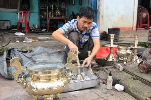 nghe danh bong lu dong len ngoi ngay tet hinh anh 3