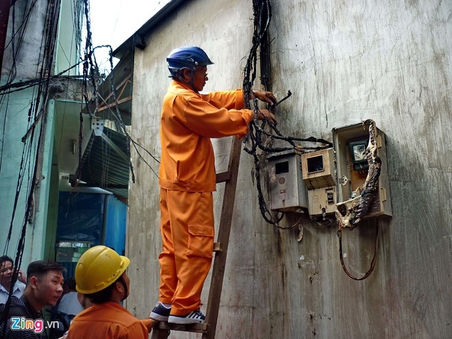 Xom chai tan hoang sau vu chay hon 40 can nha o Nha Trang hinh anh 11
