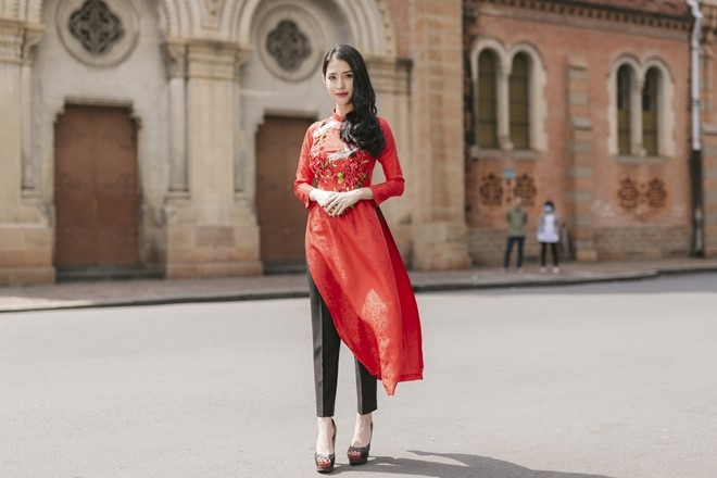Chi em Mai Thu Huyen, Mai Ho dien ao dai xuan xuong pho hinh anh 8