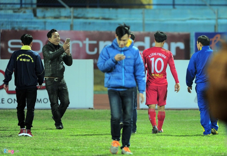 Cong Phuong guc nga vi kho tho sau tran thua dam cua HAGL hinh anh 13