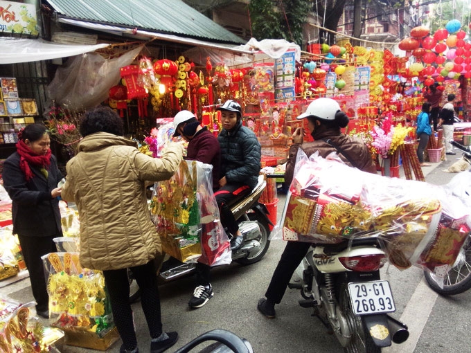 Cúng Táo quân: Khách ngồi nhà alo, có ngay mâm cỗ tươm tất