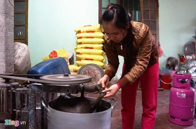 Lang banh gai tien vua tat bat ngay giap Tet hinh anh 3