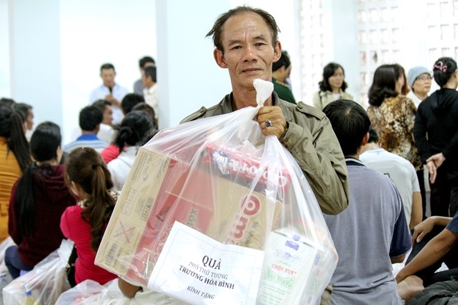 Vu chay 72 can nha o Nha Trang: Cac ho dan se co noi o moi hinh anh 2