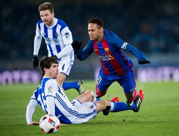 Barca pha dop tren tu dia Anoeta cua Sociedad hinh anh 4
