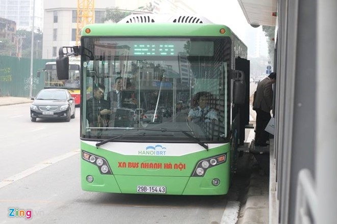 Buyt nhanh BRT mien phi qua Tet Nguyen dan hinh anh 1