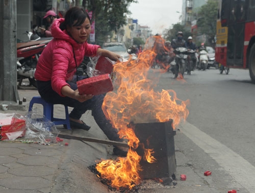 hn: “do la, vang thoi” chay tren via he tien tao quan hinh anh 13