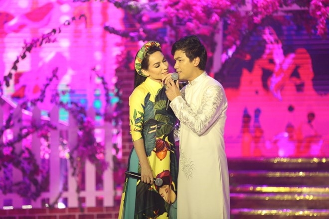 Co be 14 tuoi tro thanh quan quan Solo cung Bolero 2016 hinh anh 9