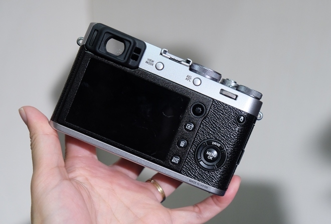 Fujifilm X100F - máy compact cao cấp với 325 điểm lấy nét