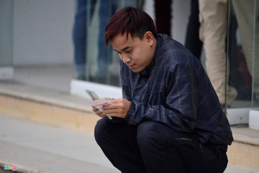 Can Tet, cho ca tieng truoc ATM moi rut duoc tien hinh anh 7