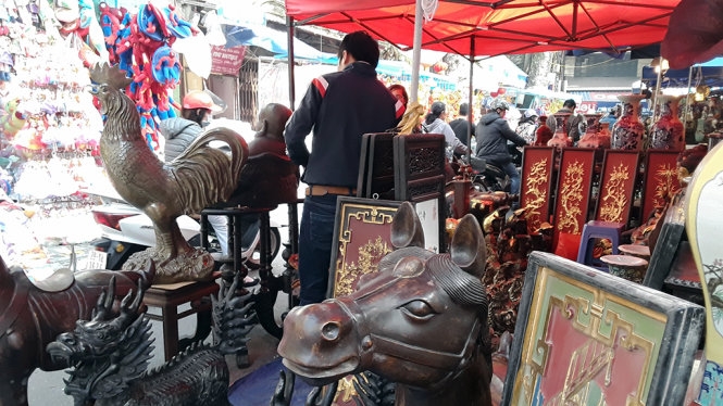 ​“Gà đồng” 25 triệu, dân chơi sang mua biếu Tết 