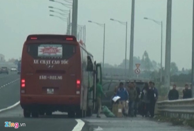 'Ben coc' tren cao toc hien dai nhat Viet Nam hinh anh 1