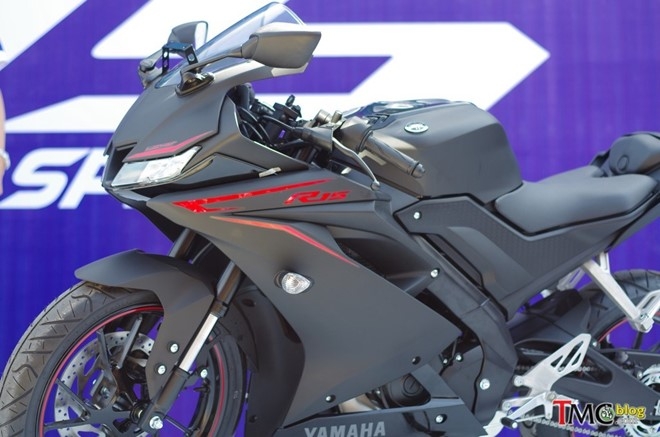 Chi tiet Yamaha YZF-R15 2017 moi ra mat hinh anh 2
