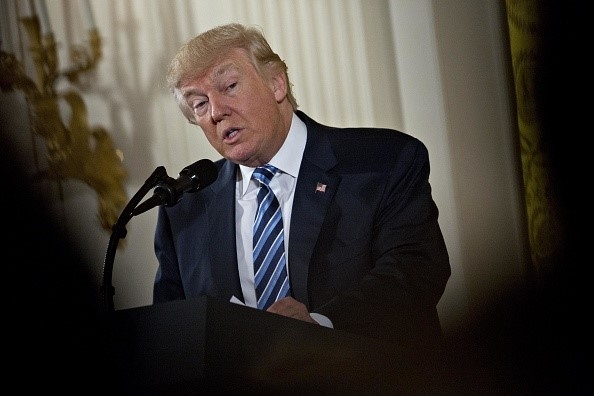 Trump khoi dau roi loan, cac tro ly lo lang hinh anh 1