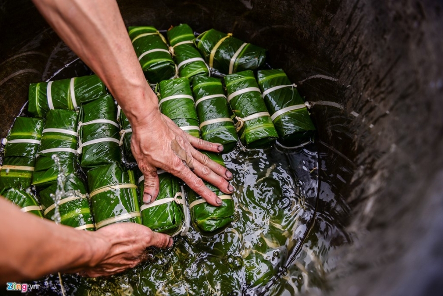 Banh chung, gio cha lam khong kip ban ngay can Tet hinh anh 3