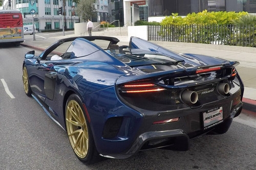 Siêu xe McLaren 675LT dát vàng thật trị giá 18 tỷ đồng - 5