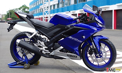 chi-tiet-yamaha-r15-2017-1