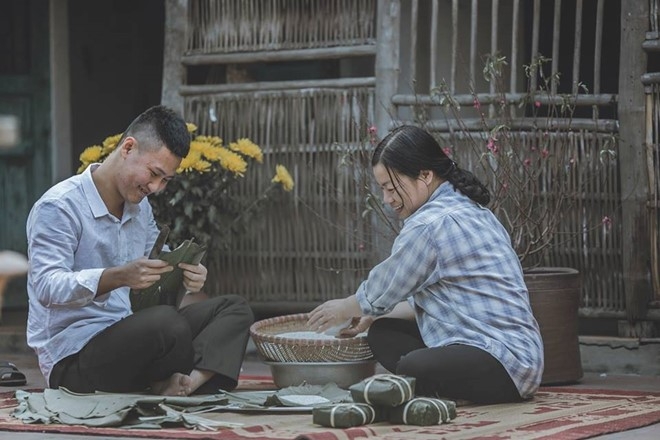 Bo anh 'Me oi! Tet nay con se ve' cua chang trai ngheo hinh anh 9
