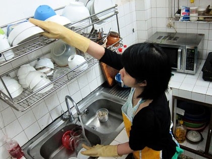 Gia dinh pha san, sinh vien o lai thu do lam them dip Tet hinh anh 1