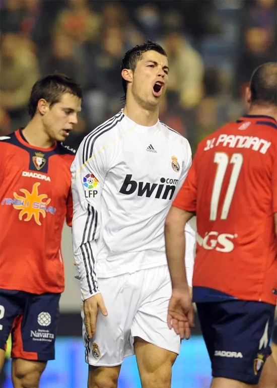 Ronaldo nhận giải Cầu thủ hay nhất trong mắt CĐV Trung Quốc - ảnh thể thao