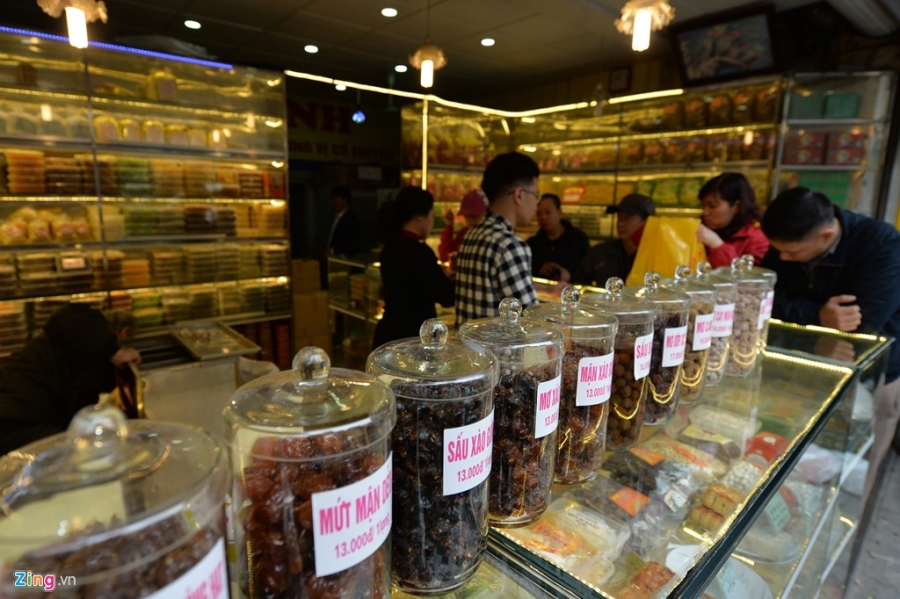 Sam Tet giam gia o pho co Ha Noi hinh anh 17