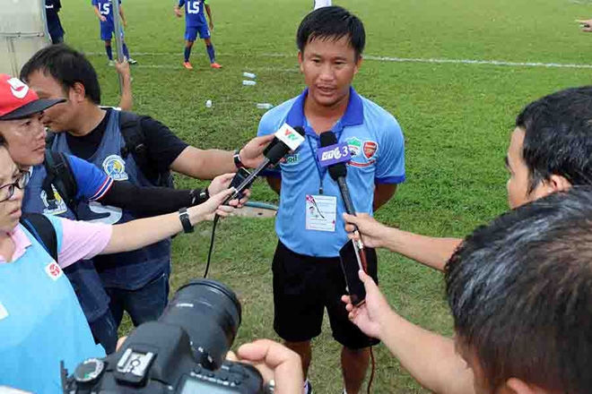 Chia tay HLV Hoàng Anh Tuấn, U19 Việt Nam có HLV tạm quyền