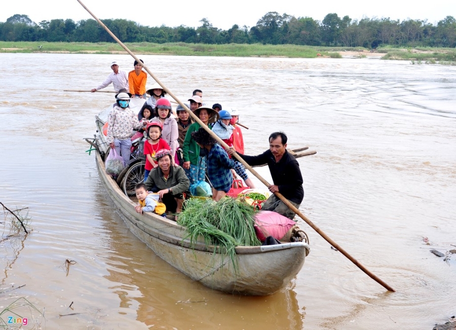 Lu bat thuong giap Tet, dan Quang Ngai khon don hinh anh 2