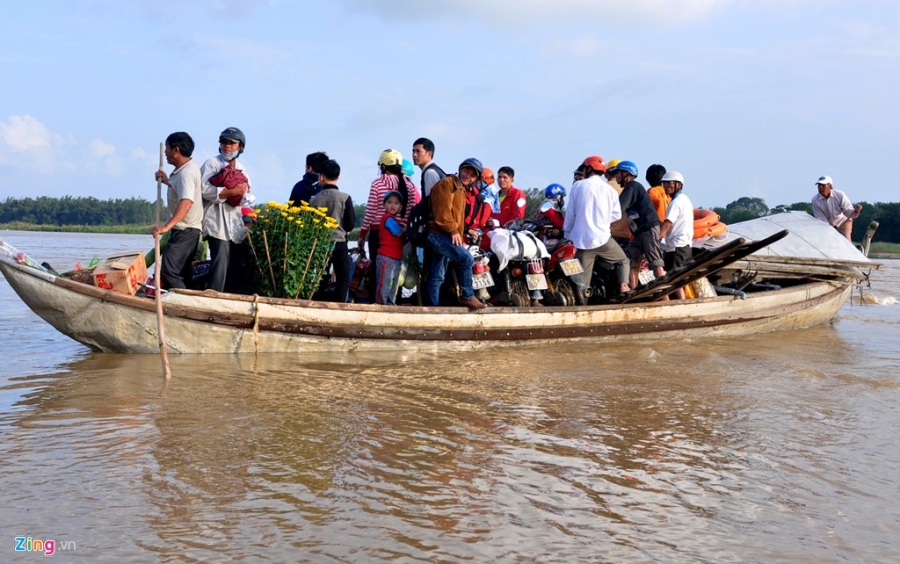 Lu bat thuong giap Tet, dan Quang Ngai khon don hinh anh 3