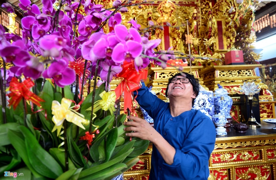Nha tho To cua Hoai Linh duoc trang tri don Tet Dinh Dau hinh anh 5