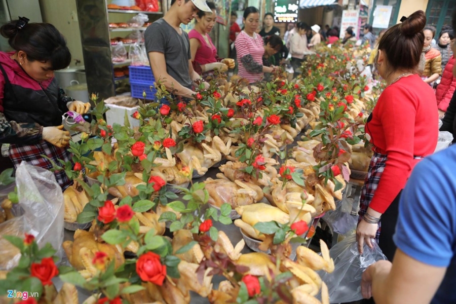 Pho phuong Ha Noi, Sai Gon chieu 30 Tet hinh anh 1