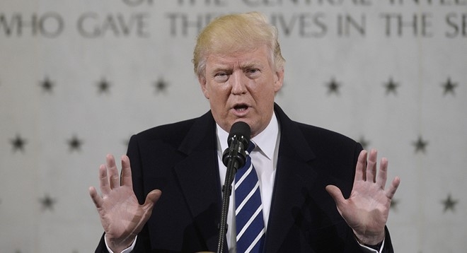 Cuu giam doc CIA gian du noi 'Trump nen xau ho ve ban than' hinh anh 1