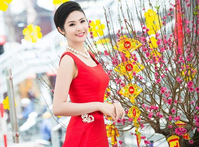 Nen mac ao mau gi vao mong 1 Tet de duoc may man, giau sang ca nam?
