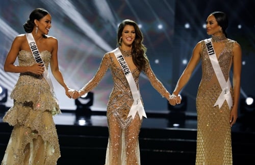 donald-trump-thanh-de-tai-thi-ung-xu-tai-miss-universe-2016-2
