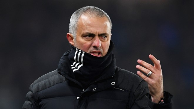 Mourinho tu choi dan dat doi bong cua Trung Quoc hinh anh 1
