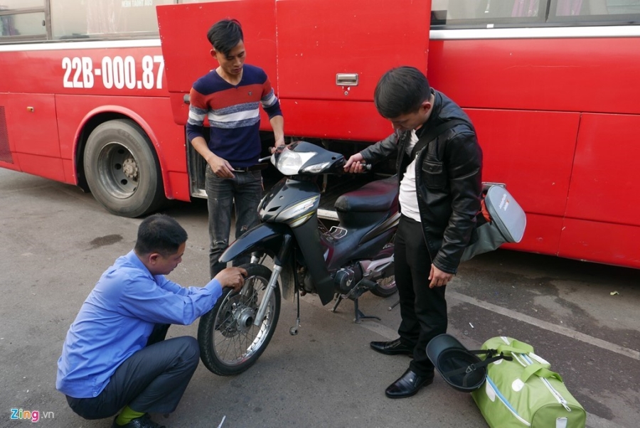 Nguoi dan tro lai Ha Noi, nhieu tuyen duong un tac hinh anh 9