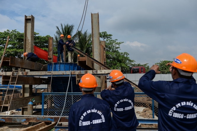 Bí thư Đinh La Thăng: 'Hoàn thành sớm 3 tháng nút giao Mỹ Thủy' 