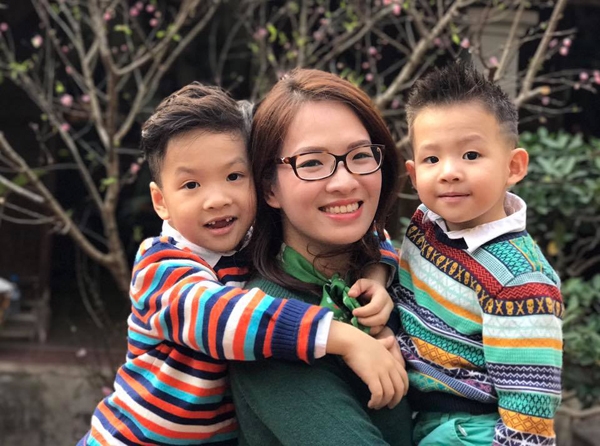 dan-le-khoe-anh-gia-dinh-hanh-phuc-dau-nam-moi-3