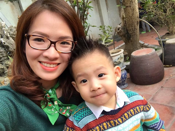 dan-le-khoe-anh-gia-dinh-hanh-phuc-dau-nam-moi-4