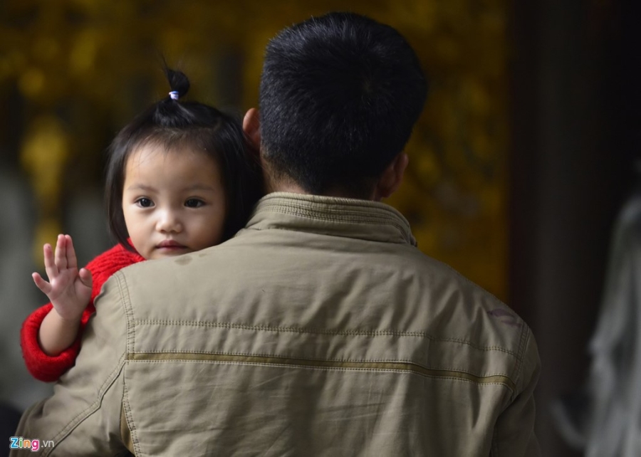 Hinh anh xau xi, phan cam ngap chua Bai Dinh dau nam moi hinh anh 14