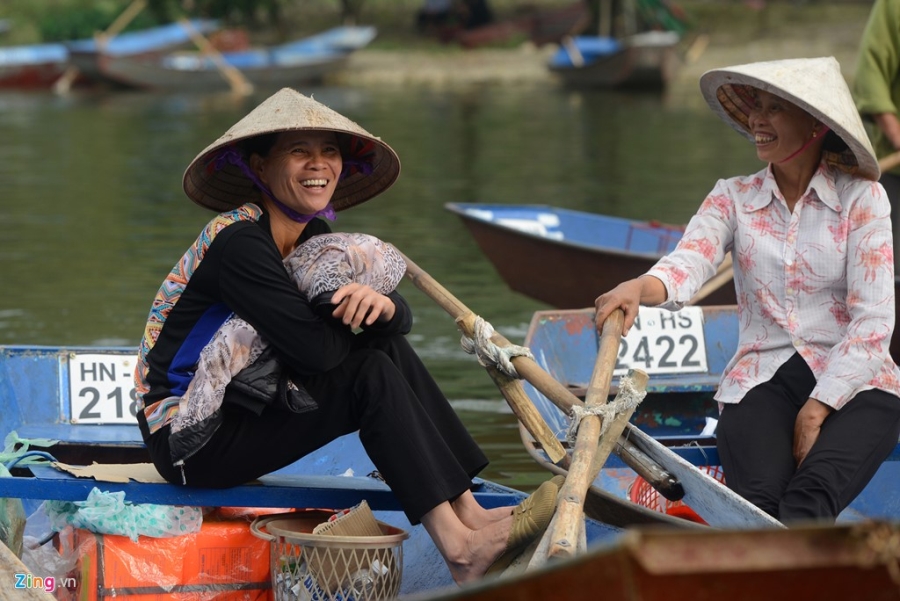 Khoanh khac an tuong chua Huong ngay khai hoi hinh anh 8