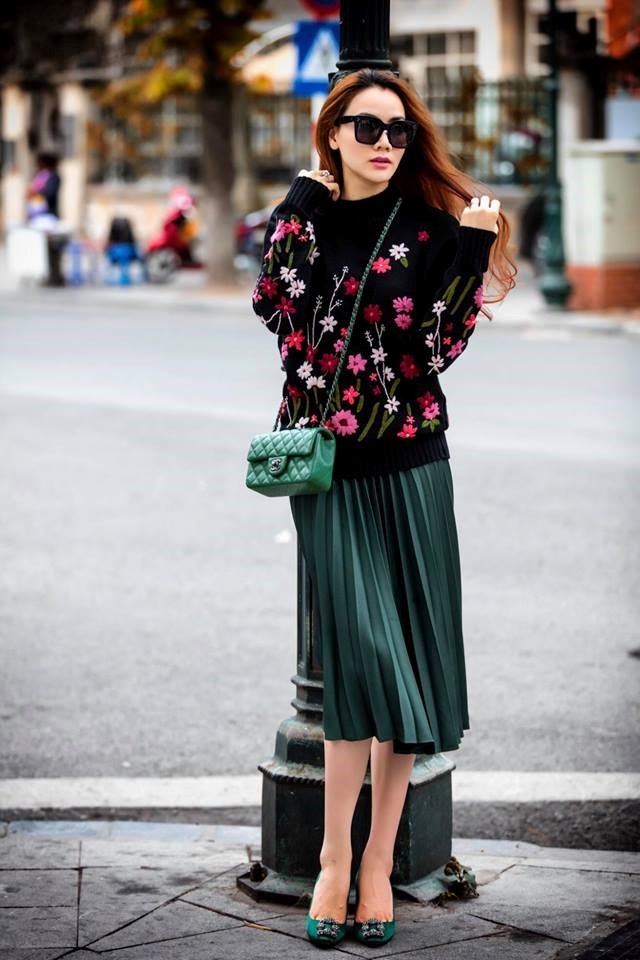 Loat sao don dau xu huong thoi trang hoa mua xuan hinh anh 8