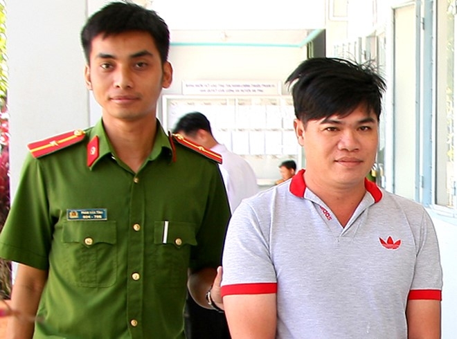 Lua chay an treo gia 105 trieu dong hinh anh 1