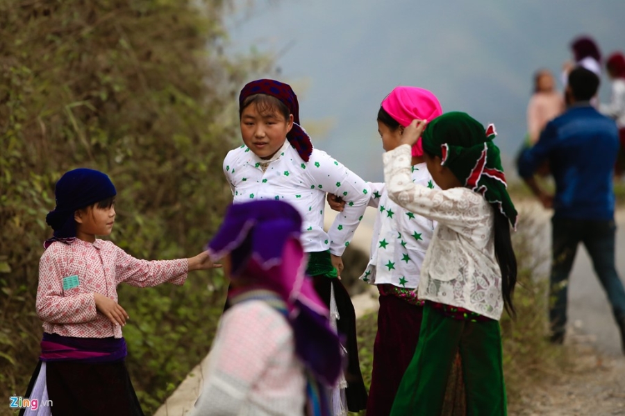 Canh bat nguoi ve lam vo giua duong o Ha Giang hinh anh 13
